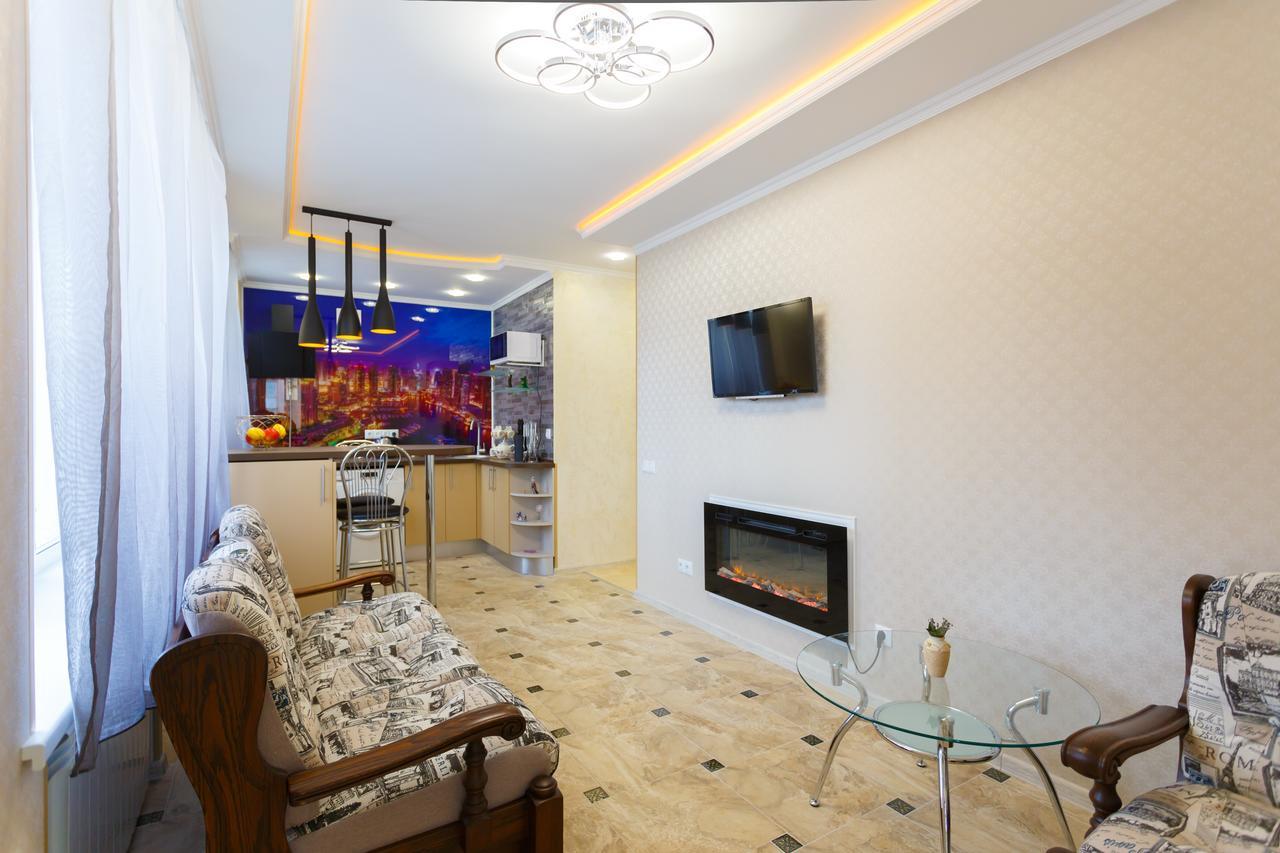 Apartment Near Railway Station Kyiv Exterior photo